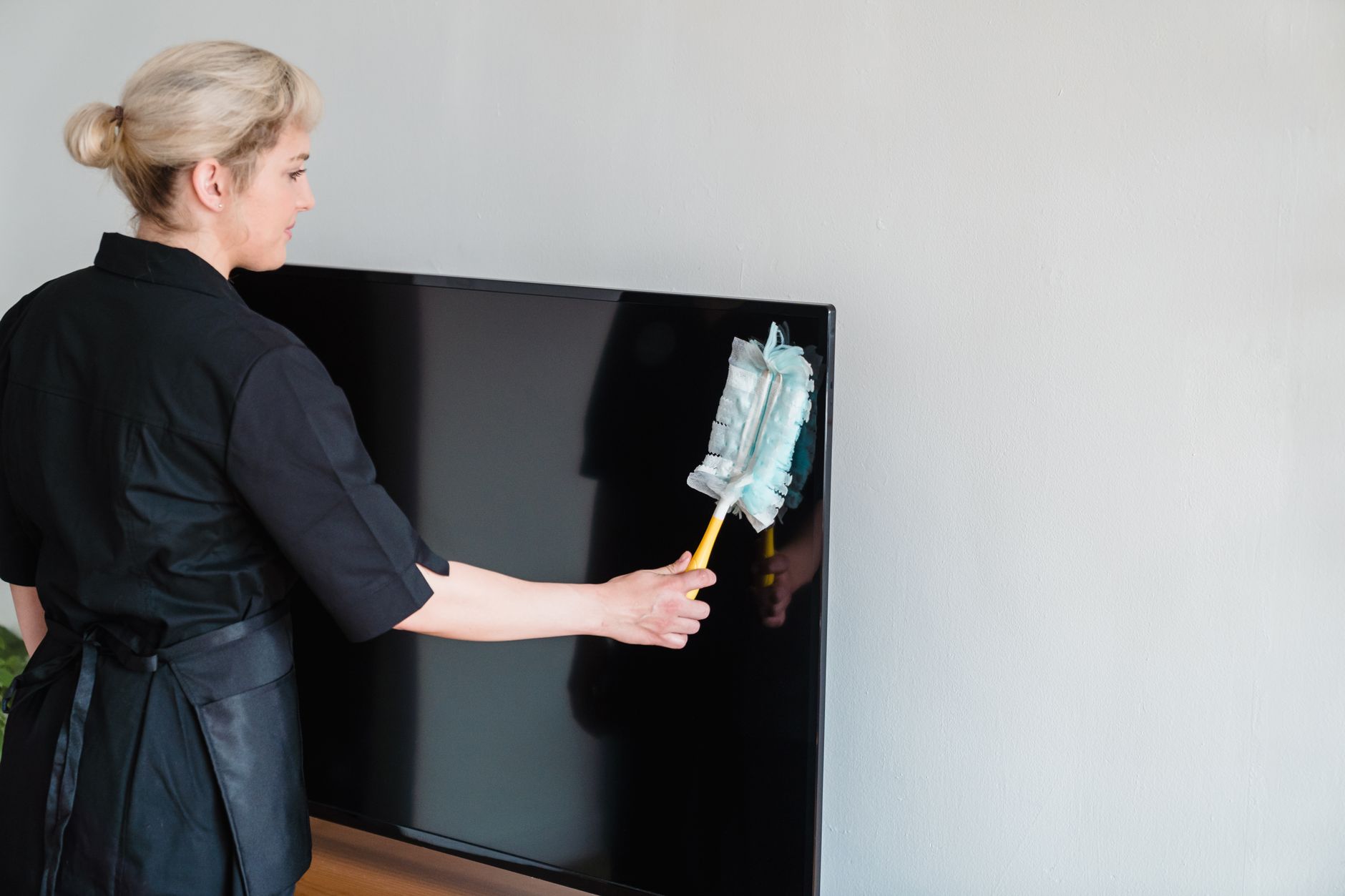 Last-Minute Cleaning in Kyiv: How to Prepare Before Your CleanWhale Cleaner Arrives